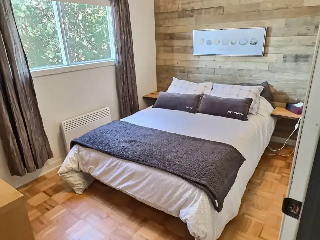 Intérieur chaleureux du Pin Blanc
